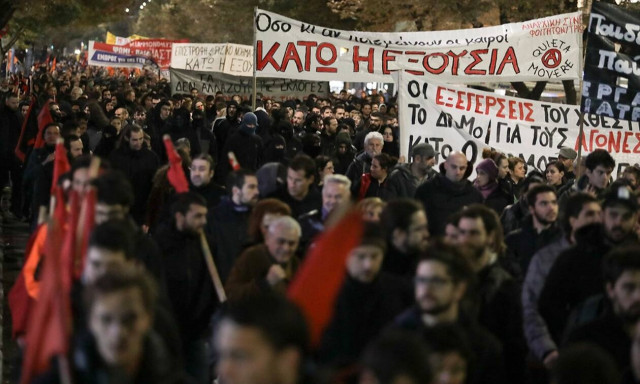 Γιατροί της Θεσσαλονίκης καλούν σε συμμετοχή στην πορεία του Πολυτεχνείου εν μέσω lockdown