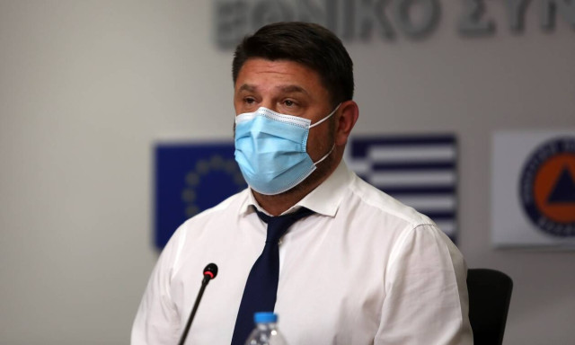 Hardalias at live briefing: Greece on overnight curfew as of Friday