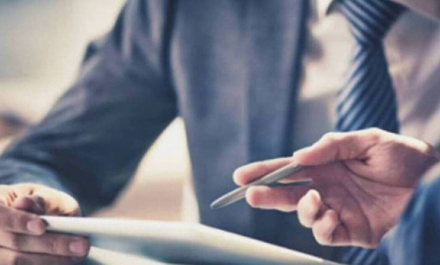 Νέα μέτρα για τηλεργασία: Τι αλλάζει από την Παρασκευή (13/11)