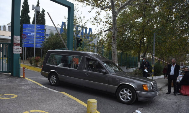 Κορονοϊός: «Μαύρο» ρεκόρ στους θανάτους στην Ελλάδα