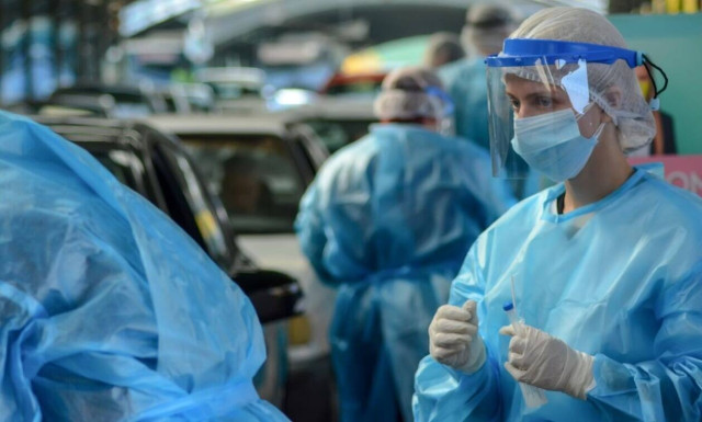 Greece confirms 3,038 new coronavirus cases on Friday, 38 fatalities; 336 in ICUs