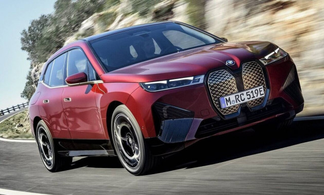 BMW iX: H ηλεκτρική ναυαρχίδα της BMW έτοιμη για το 2021