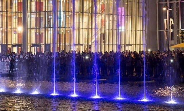 Χριστούγεννα ...μέσα από τις οθόνες μας 