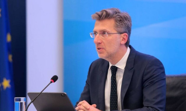 Κορονοϊός – Κυβέρνηση: Η ειδική αποστολή Σκέρτσου στην κρισιμότερη φάση της πανδημίας 