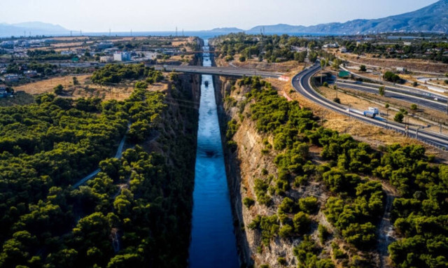 Landslide at the Corinth Canal; restoration works to conclude on Saturday	