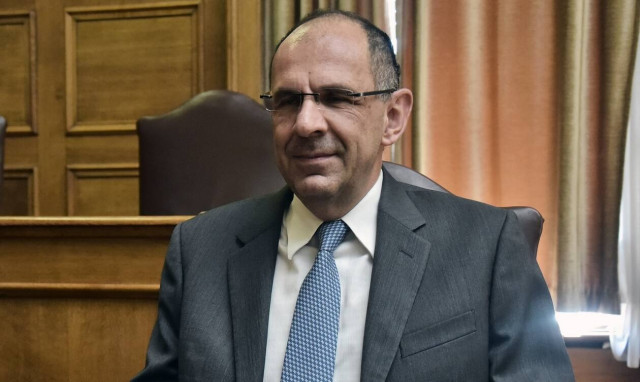 Κορονοϊός – Γεραπετρίτης: Στο τέλος του μήνα θα γίνει επαναξιολόγηση των μέτρων (vid)