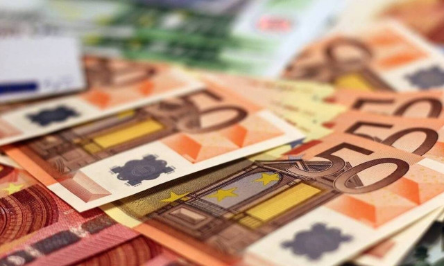 Έκτακτο βοήθημα τα Χριστούγεννα: Πότε θα δοθεί το επίδομα πανδημίας και σε ποιους