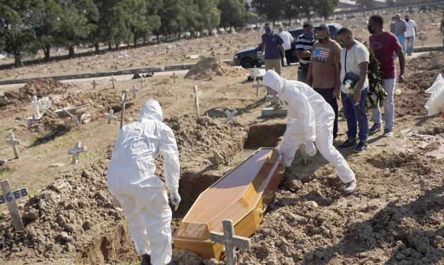 Κορονοϊός στη Βραζιλία: 33.207 κρούσματα και 908 θάνατοι από COVID-19 σε 24 ώρες