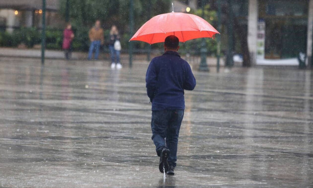 Άστατος ο καιρός το Σαββατοκύριακο - Σε ποιες περιοχές θα βρέξει (χάρτες)