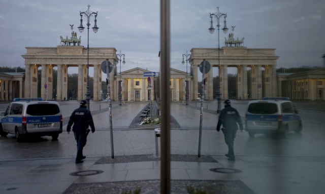 Κορονοϊός - Γαλλία: Απότομη αύξηση κρουσμάτων - Μια «ανάσα» από τα 2 εκατομμύρια