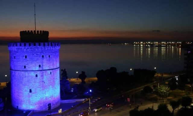 Παγκόσμια Ημέρα Διαβήτη: Στα μπλε η Βουλή και ο Λευκός Πύργος