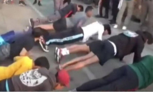 Κορονοϊός: Αν παραβιάσεις τα μέτρα στην Ινδονησία έχει... κάμψεις!