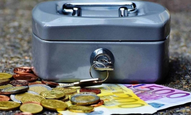 Επίδομα 800 ευρώ: Αυτές είναι οι δύο κατηγορίες εργαζομένων - Πότε θα καταβληθούν τα χρήματα