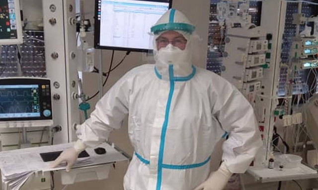 Κορονοϊός: Η ανάρτηση πνευμονολόγου γροθιά στο στομάχι κατά των αρνητών