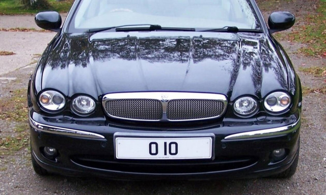 Πόσα χρήματα μπορεί να πλήρωσε κάποιος για την πινακίδα «0 10» που εκδόθηκε το 1902; 