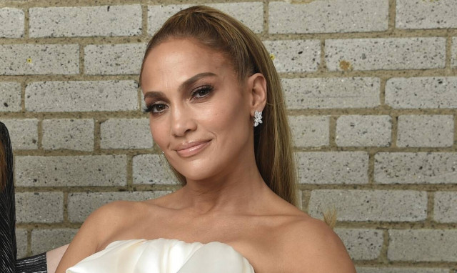 Η Τζένιφερ Λόπεζ κλείνει το 2020 ...με δάκρυα