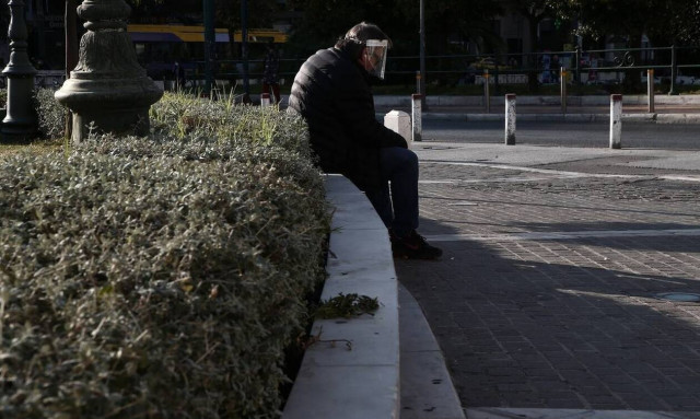 Κορονοϊός - Βατόπουλος: Tη φετινή χρονιά θα τη βγάλουμε με μάσκες και περιορισμούς