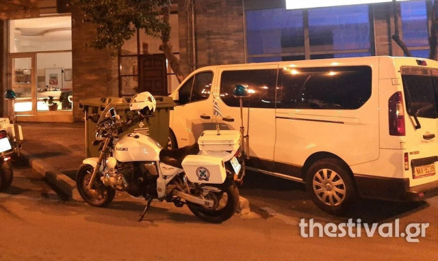 Θεσσαλονίκη: Επίθεση κουκουλοφόρων σε ιδιωτική κλινική