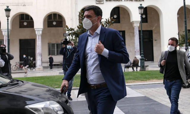 Κικίλιας: 10 νοσηλεύτριες με εξειδίκευση σε ΜΕΘ πάνε εθελοντικά από Κρήτη σε Θεσσαλονίκη