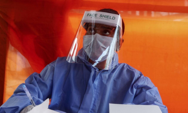 Κορονοϊός - Ανησυχία στους επιστήμονες: Αυξάνονται οι ασθενείς που νοσούν για δεύτερη φορά