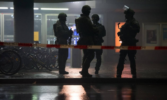 Γερμανία: Επίθεση με μαχαίρι στο Ομπερχάουζεν - Αναφορές για πολλούς τραυματίες