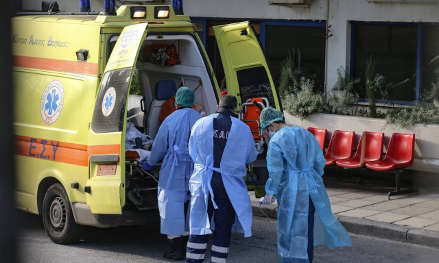 Κορονοϊός: Εφιάλτης - Δείτε τι δείχνουν τα μαθηματικά μοντέλα για την Ελλάδα