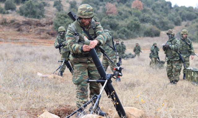 Θρήνος στις Ένοπλες Δυνάμεις: Νεκρός από κορονοϊό 50χρονος αξιωματικός