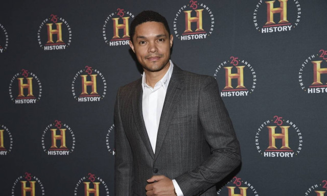 Ο Τρέβορ Νόα βλέπει τη θετική πλευρά μιας πολύ δύσκολης χρονιάς