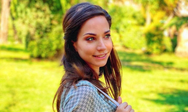 Κατερίνα Γερονικολού: Η σπάνια φωτό από την παιδική της ηλικία - Θα την αναγνώριζες;