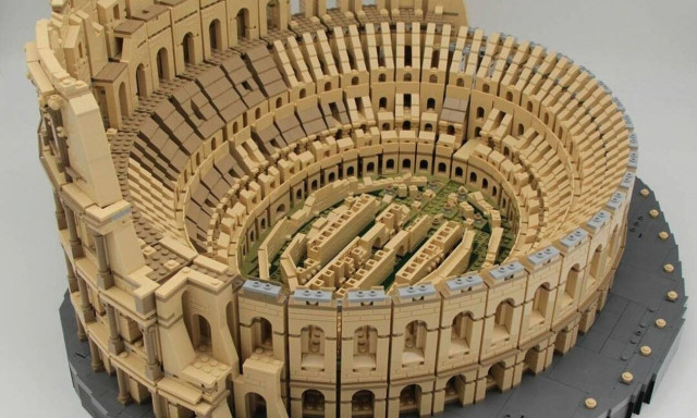 Το Κολοσσαίο της Ρώμης μέσα σε 9.036 κυβάκια