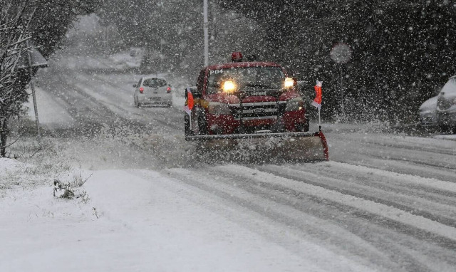 Καιρός – Προσοχή! Ψυχρή εισβολή με παγετό και χιονοπτώσεις την Κυριακή 