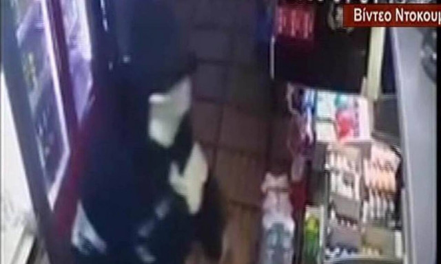 Κρήτη: Ένοπλη ληστεία σε επιχείρηση - Τρόμος για την νεαρή υπάλληλο (vid)