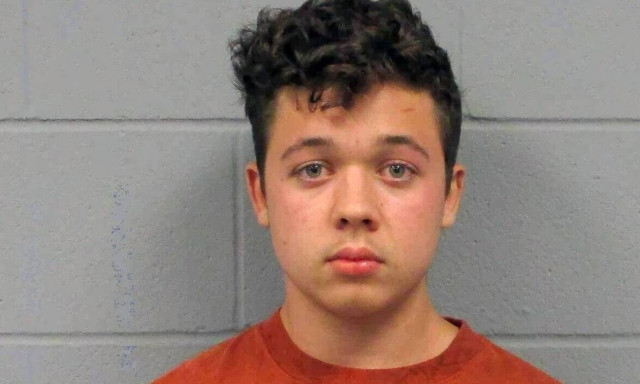 ΗΠΑ: Ελεύθερος 17χρονος κατηγορούμενος για το φόνο διαδηλωτών