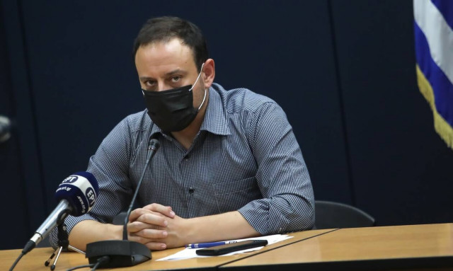 Κρούσματα σήμερα – Μαγιορκίνης: Υπάρχει βελτίωση αλλά η κατάσταση παραμένει κρίσιμη