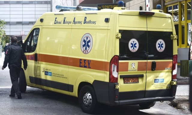 Κορονοϊός: Τραγωδία στα Τρίκαλα - Νεκρός 32χρονος λίγο πριν διακομισθεί σε ΜΕΘ