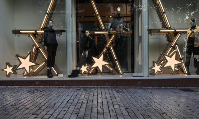 Κορονοϊός - Βασιλακόπουλος: Τα καταστήματα να ανοίξουν όπως… τα κομμωτήρια