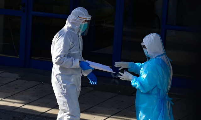 Κορονοϊός: 16 νεκροί στην Ελλάδα σε λίγες ώρες