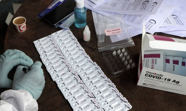 Κορονοϊός: Η φονική μετάλλαξη του ιού που προκάλεσε την παγκόσμια πανδημία