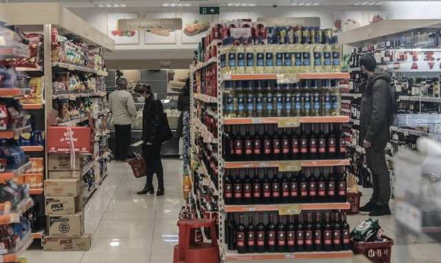 Σούπερ μάρκετ: Αυτό είναι το νέο ωράριο - Δείτε πώς λειτουργούν