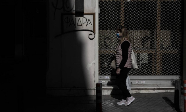 Lockdown: «Μην βιαστούμε όπως το καλοκαίρι» - «Καμπανάκι» για την πρόωρη άρση των μέτρων