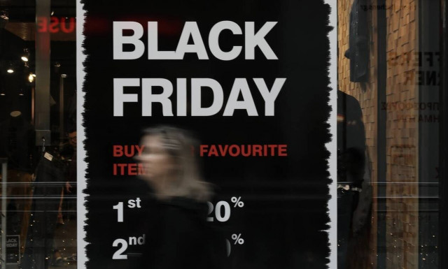 Black Friday την πρώτη Παρασκευή μετά τη λήξη της καραντίνας προτείνει ο ΕΣΘ