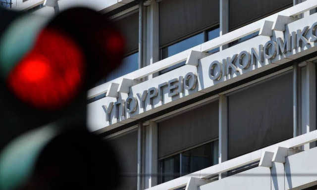 «Μικρό καλάθι» κρατά η κυβέρνηση για την είσπραξη των φόρων που μπήκαν σε αναστολή