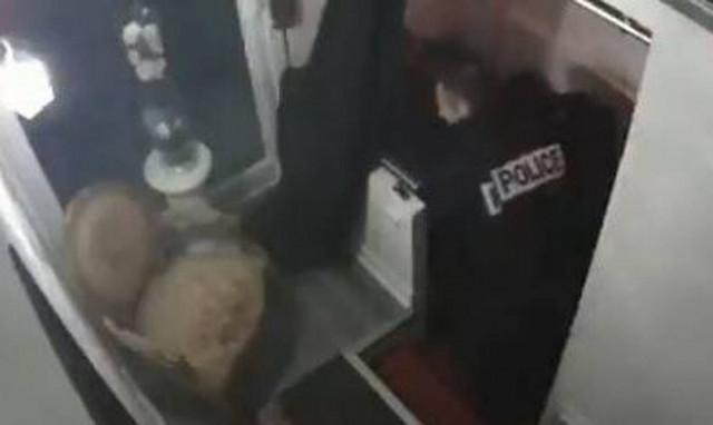 Παρίσι: Σάλος με βίντεο άγριου ξυλοδαρμού Αφροαμερικανού από αστυνομικούς