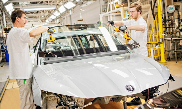 Δείτε στο βίντεο πως κατασκευάζεται ένα σύγχρονο αυτοκίνητο
