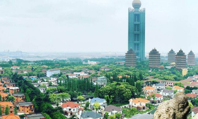 Μυστήριο: Το σοσιαλιστικό χωριό με τους καπιταλιστές κατοίκους...