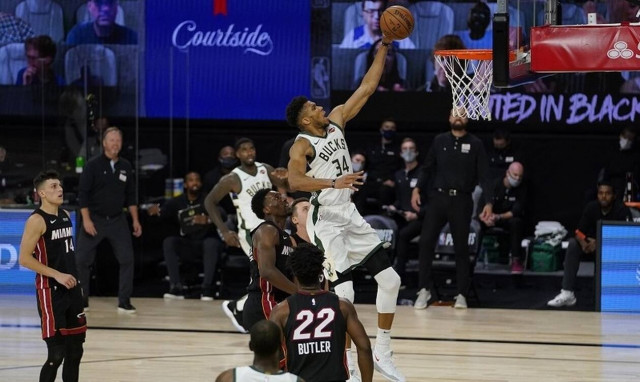 Γιάννης Αντετοκούνμπο: «Greek Freak» και στο ποδόσφαιρο! (video)