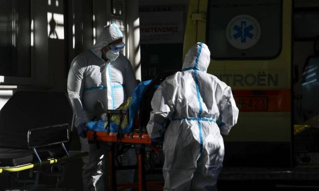 Κρούσματα σήμερα: Δεκάδες νεκροί και νέα αύξηση διασωληνωμένων - Κρίσιμα 24ωρα