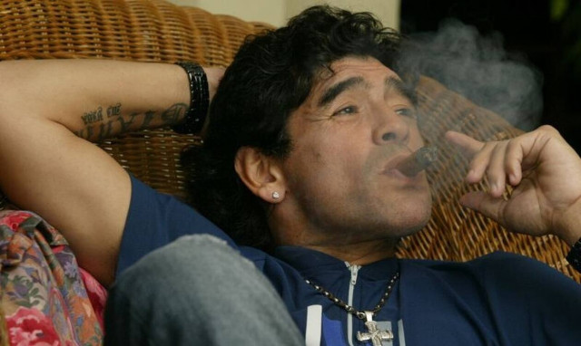 Ντιέγκο Μαραντόνα: Οι τελευταίες στιγμές του - Όργιο φημών για την αιτία θανάτου και τις ευθύνες