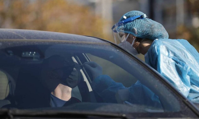 Κορoνοϊός: Καλά νέα από τα rapid test - Χαμηλό ιικό φορτίο στη Γλυφάδα