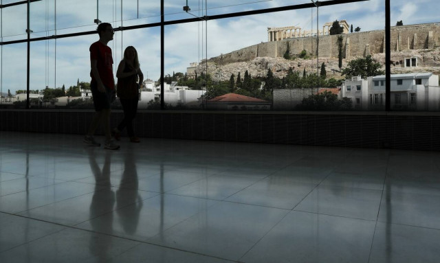 Κρούσματα σήμερα: Κρίσιμο Σαββατοκύριακο - «Κλειδώνει» η παράταση του lockdown έως τις 14 Δεκεμβρίου